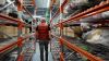 VIDEO În culisele Remix: cum arată centrul logistic al retailerului online de fashion second-hand unde îți poți vinde mai ușor decât pe Vinted hainele de care nu mai ai nevoie