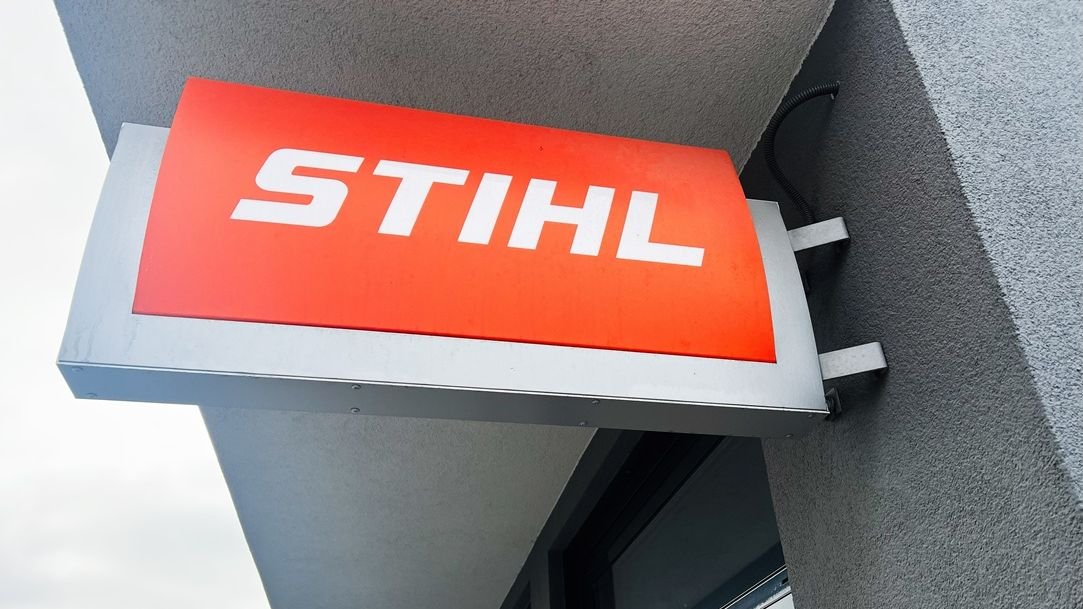 STIHL, despre extinderea fabricii de la Oradea, deschiderea de magazine și vânzarea online în România: care este strategia